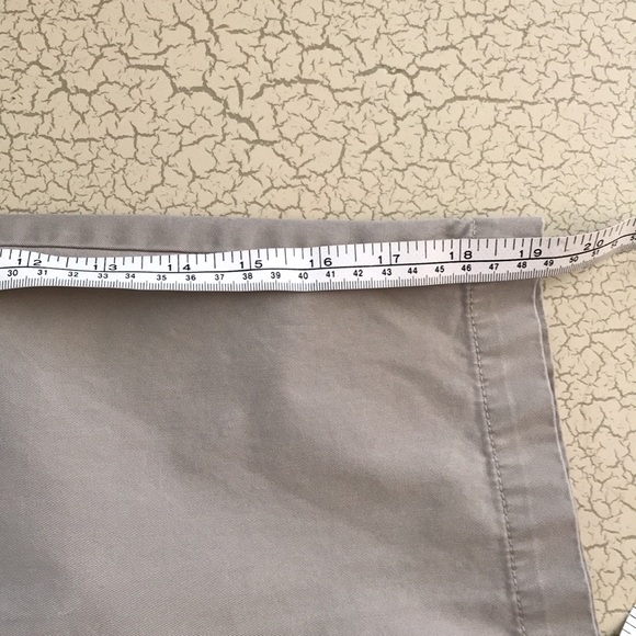 Tommy Bahama 10” Bermuda Short - Picture 5 of 8